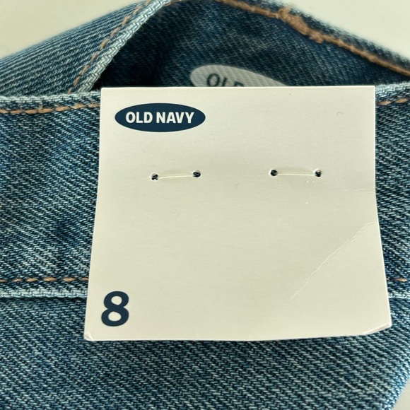 NWT Old Navy Distressed Raw Hem Jean Shorts Cut Offs Size 8 - Picture 3 of 4